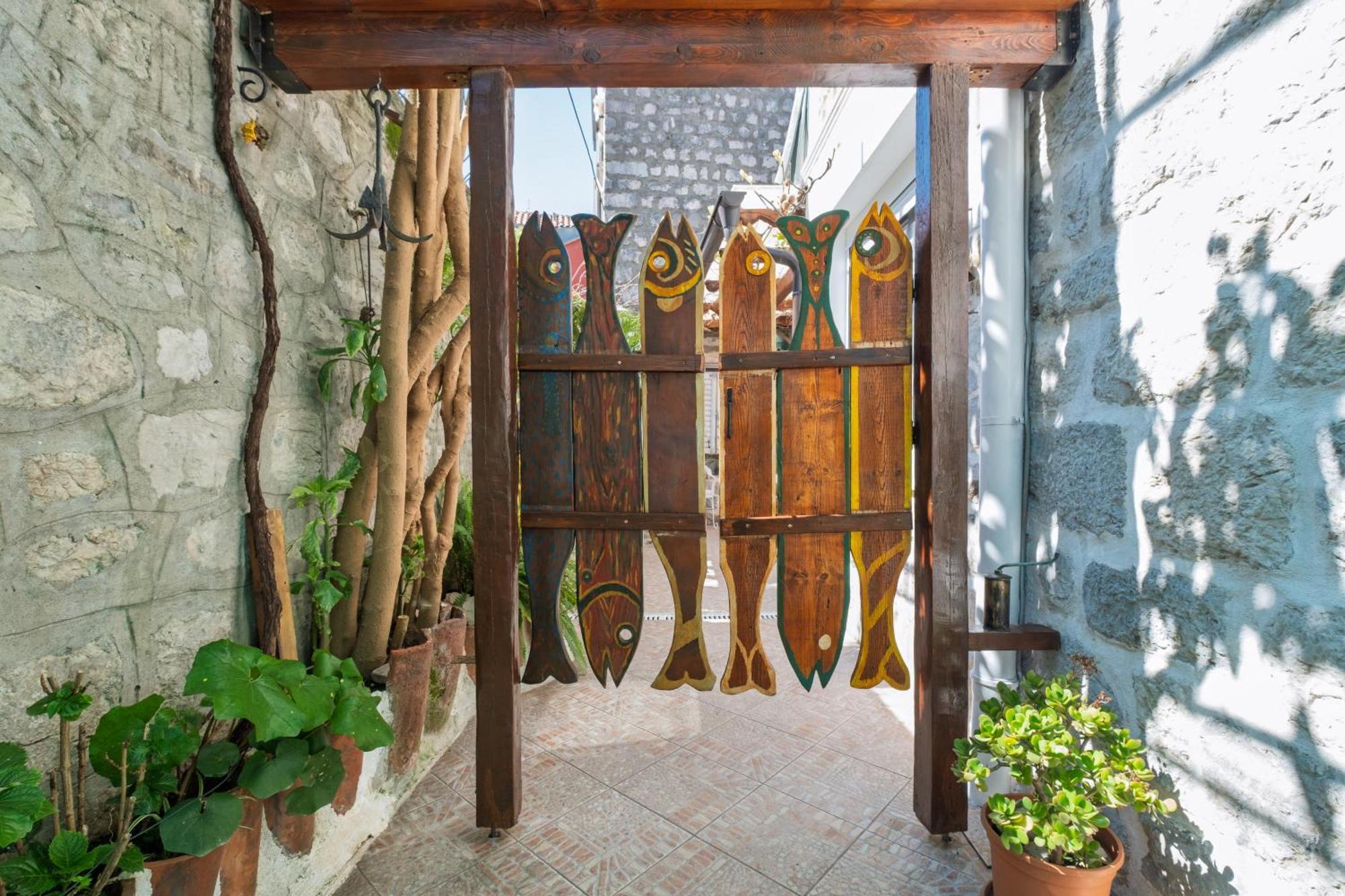 Bluemarine Rooms & Apartments Perast Exterior photo